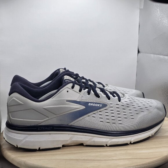 Brooks Men's Dyad 11 Running Shoe Size 13 1103231D071 - Picture 3 of 9
